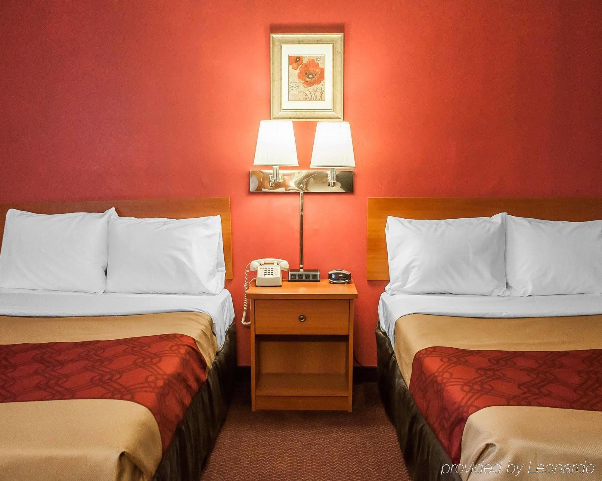 Adirondack Efficiencies Hotel Watertown Bagian luar foto